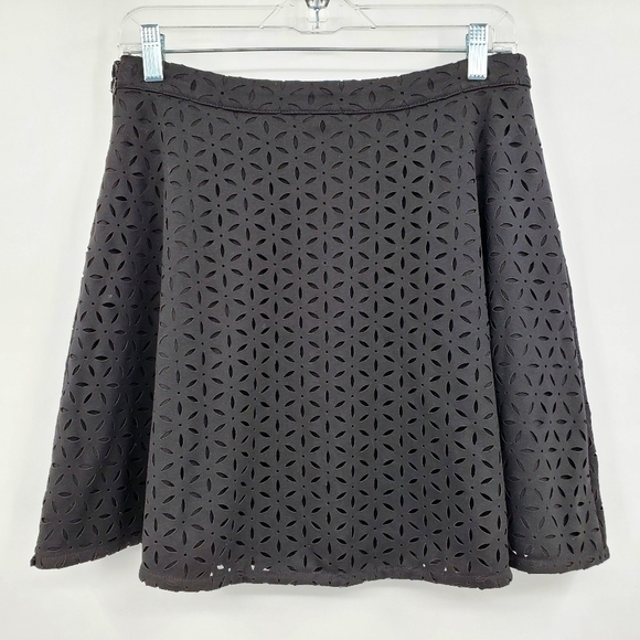 Club Monaco Black Floral Lazer Cut Danny Skater Skirt - Picture 3 of 7